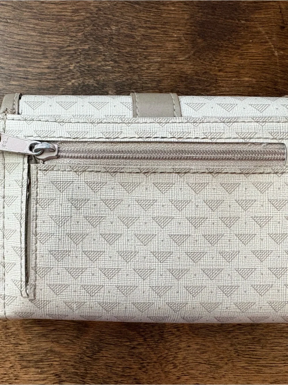 Compact Beige/Tan Vintage Liz Claiborne Women's Wallet